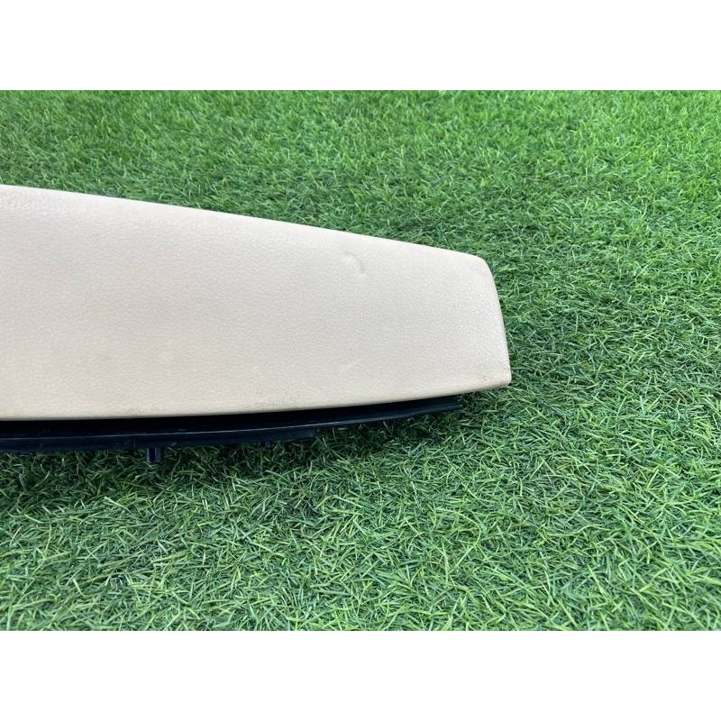 Підлокітник (салон) AUDI A8 D4 2011 4,2 4H1867165CEM4