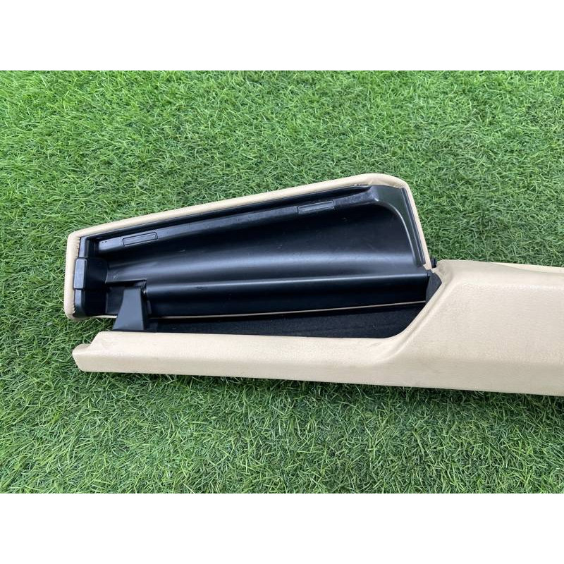 Підлокітник (салон) AUDI A8 D4 2011 4,2 4H1867165CEM4