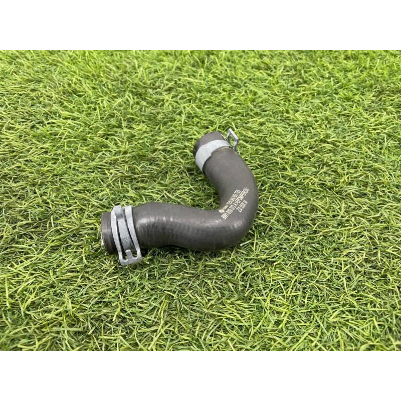 Патрубок (система охлаждения) Audi A5 F5 2019 2.0 TFSI 8W1819372A