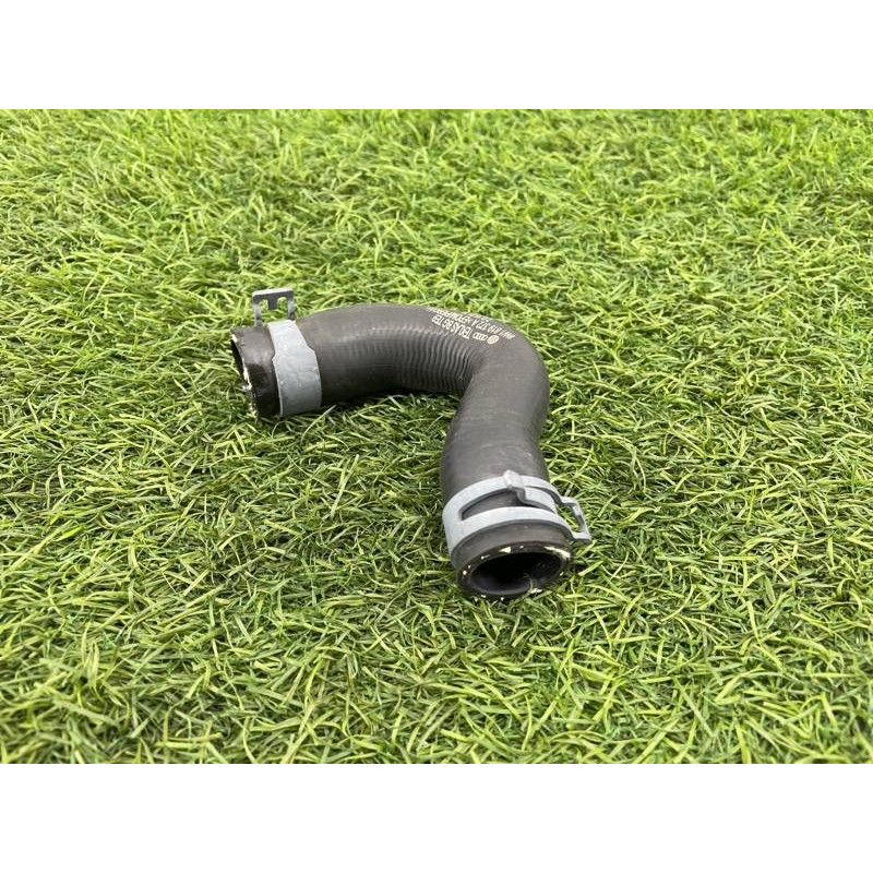 Патрубок (система охлаждения) Audi A5 F5 2019 2.0 TFSI 8W1819372A