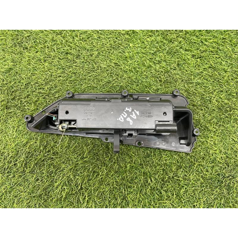 Попільничка (салон) AUDI A8 D4 2011 4,2 4H4857306V58