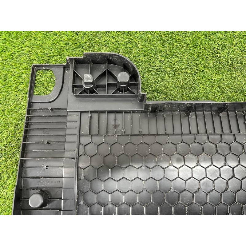 Лоток багажника (салон) AUDI A4 B9 2017 2.0L 8W5863373G