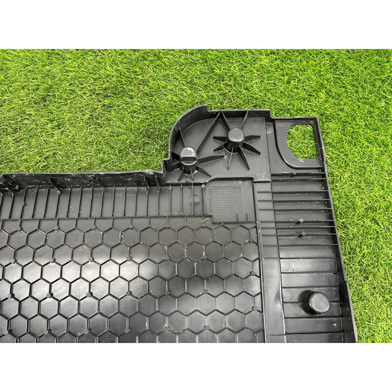 Лоток багажника (салон) AUDI A4 B9 2017 2.0L 8W5863373G