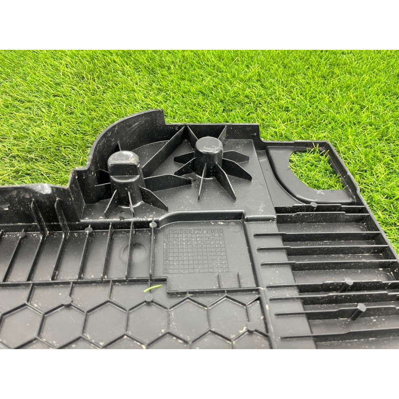 Лоток багажника (салон) AUDI A4 B9 2017 2.0L 8W5863373G