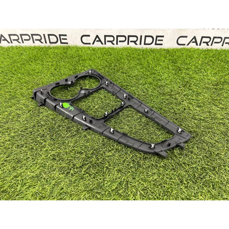 Накладка центральной консоли (салон) Audi A5 F5 2019 2.0 TFSI 8W1864241A6PS