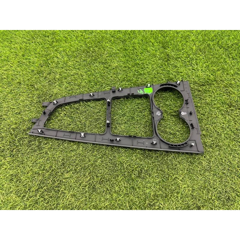 Накладка центральной консоли (салон) Audi A5 F5 2019 2.0 TFSI 8W1864241A6PS