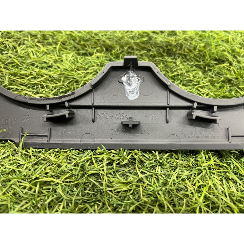 Накладка центральной консоли (салон) Audi A5 F5 2019 2.0 TFSI 8W1864241A6PS