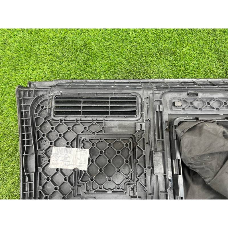 Обшивка багажника (салон) AUDI A8 D4 2011 4,2 4H0863721K9X7