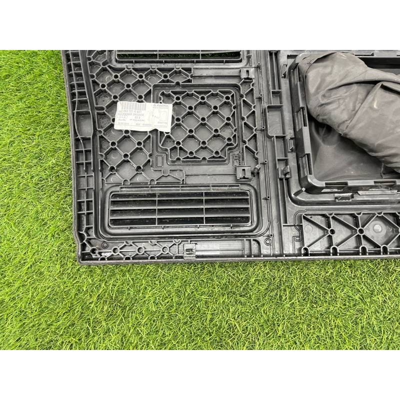 Обшивка багажника (салон) AUDI A8 D4 2011 4,2 4H0863721K9X7