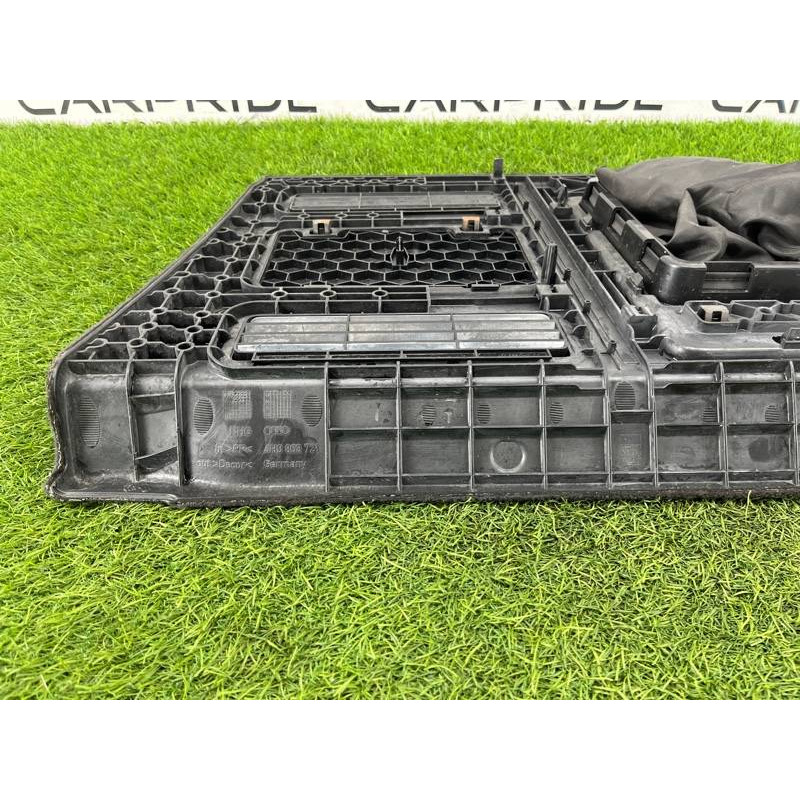 Обшивка багажника (салон) AUDI A8 D4 2011 4,2 4H0863721K9X7