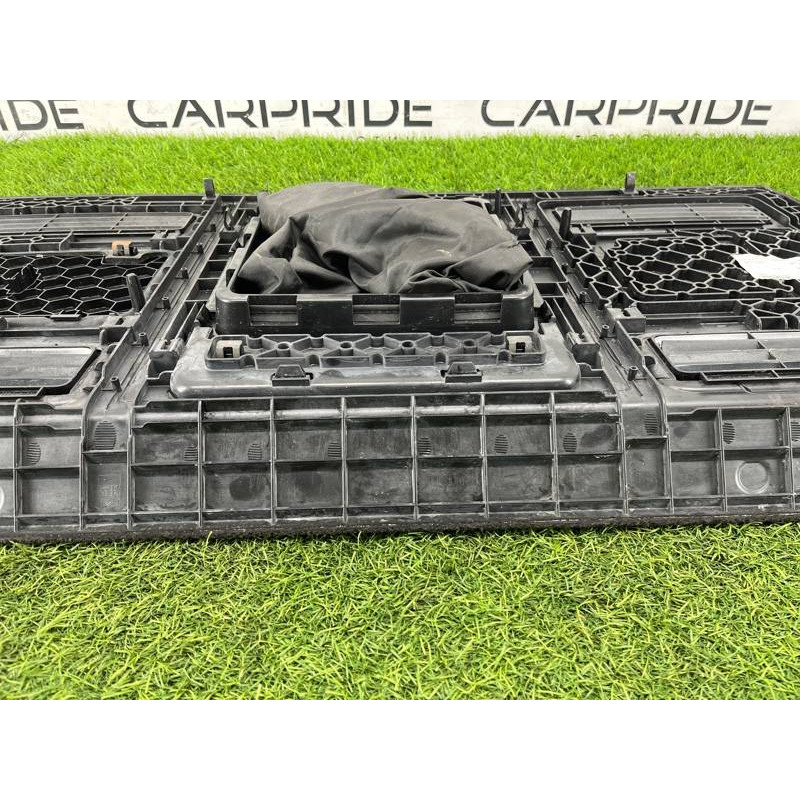 Обшивка багажника (салон) AUDI A8 D4 2011 4,2 4H0863721K9X7