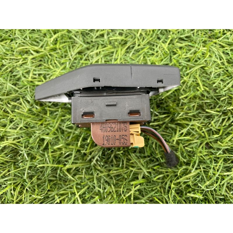 Кнопка блокировки центрального замка (электрика / кнопки) AUDI A8 D4 2011 4,2 4H0962107B5PR