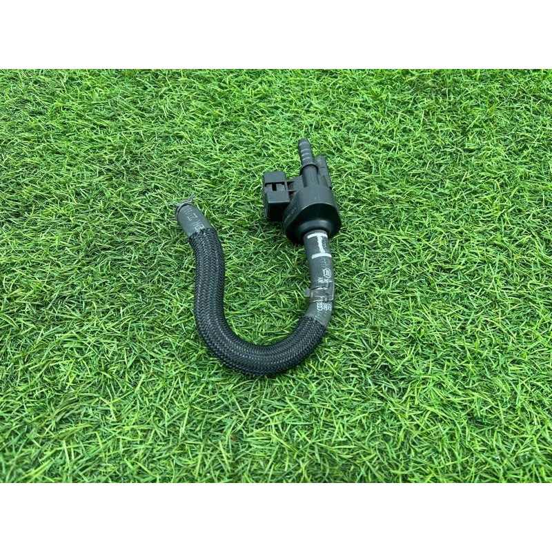 Клапан вентиляции топливного бака (топливная система) Audi Q5 8R 2012 3.2 CALB 06H906517G