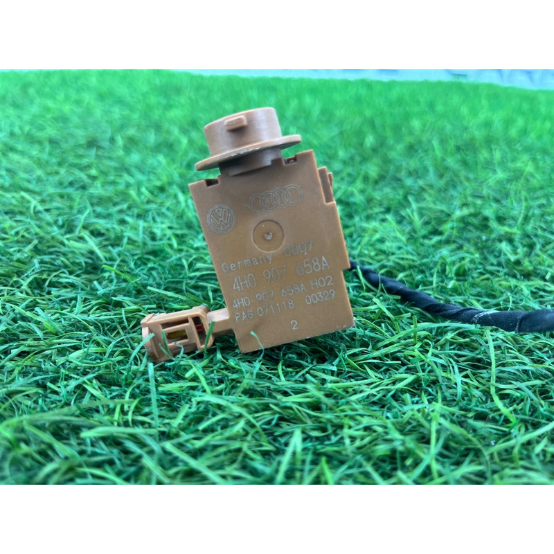 Датчик вологості повітря (електрика / датчики) Audi A5 F5 2019 2.0 TFSI 4H0907658A