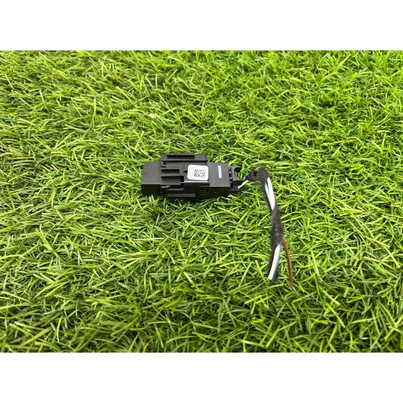 Кнопка сброса пробега (электрика / кнопки) Audi A5 F5 2019 2.0 TFSI 4m1907569