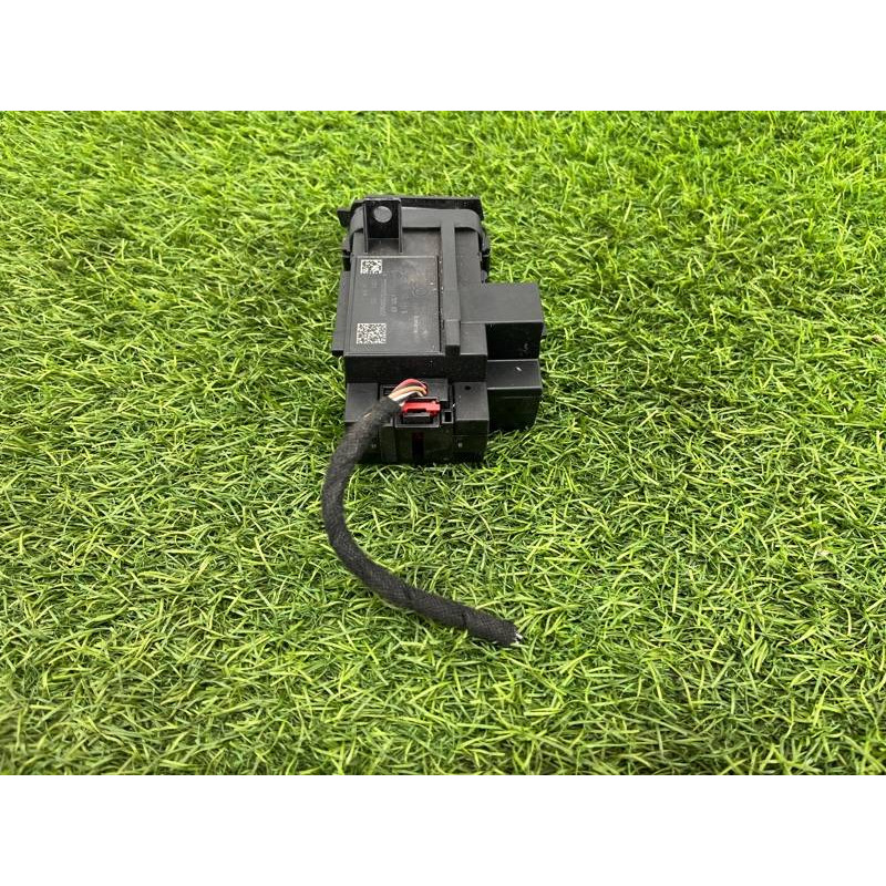 Замок зажигания (электрика) Audi Q5 8R 2012 3.2 CALB 8K0909131D