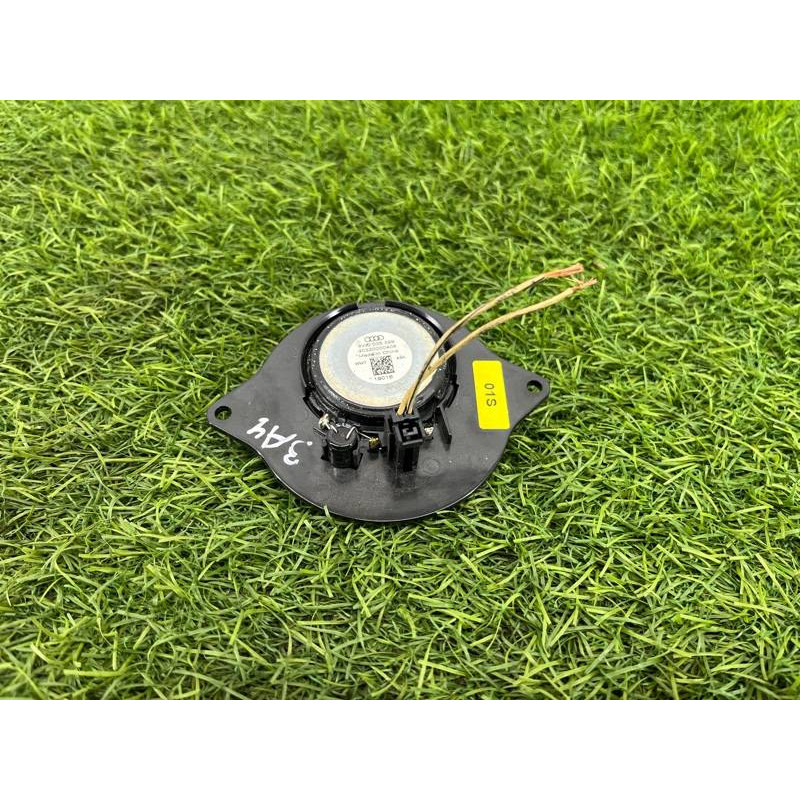 Динамик (электрика) AUDI A4 B9 2017 2.0L 8W0035399