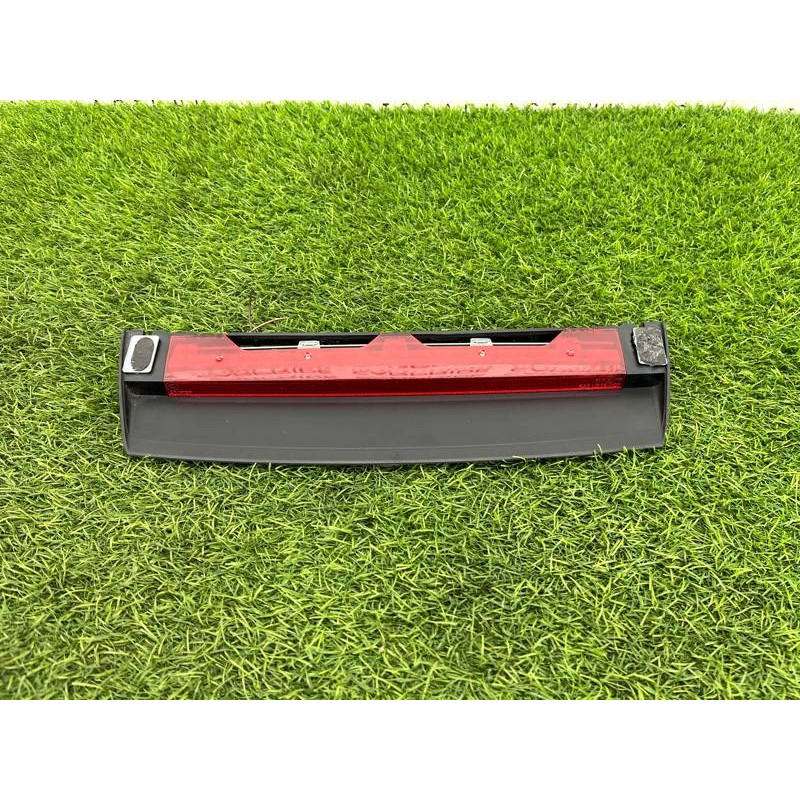 Повторитель стоп сигнала (оптика) AUDI A8 D4 2011 4,2 4H0945097