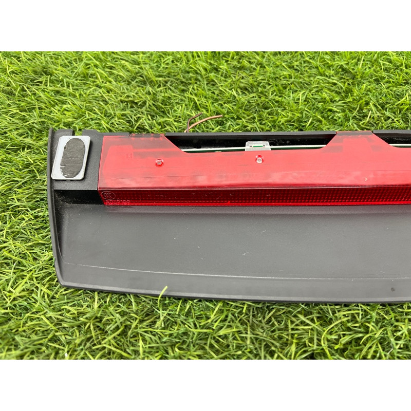 Повторитель стоп сигнала (оптика) AUDI A8 D4 2011 4,2 4H0945097