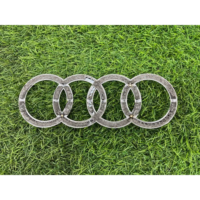 Эмблема (кузов и элементы) AUDI A8 D4 2011 4,2 4H0853742A2ZZ