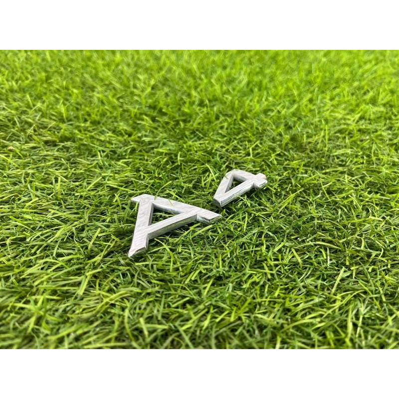 Эмблема (кузов и элементы) AUDI A4 B9 2017 2.0L 8H08537412ZZ