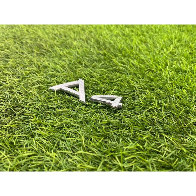 Эмблема (кузов и элементы) AUDI A4 B9 2017 2.0L 8H08537412ZZ