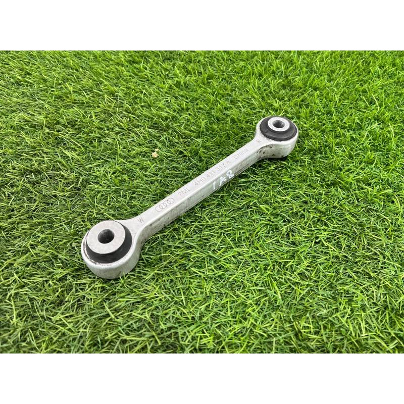 Стойка стабилизатора (подвеска) AUDI A8 D4 2011 4,2 4H0411317A