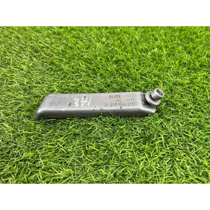 Кронштейн КПП (трансмиссия) AUDI A8 D4 2011 4,2 4H0399404E