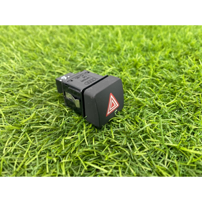 Кнопка аварийной сигнализации (электрика / кнопки) Audi A5 F5 2019 2.0 TFSI 8W0941509A5PR