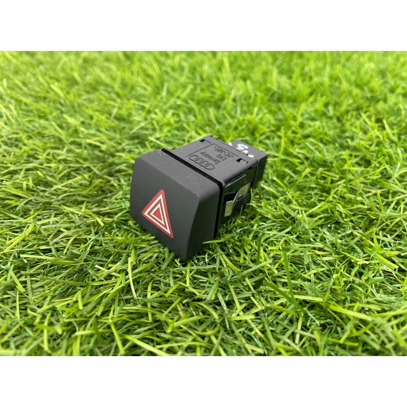 Кнопка аварийной сигнализации (электрика / кнопки) Audi A5 F5 2019 2.0 TFSI 8W0941509A5PR