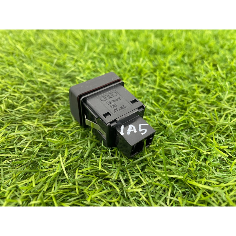 Кнопка аварийной сигнализации (электрика / кнопки) Audi A5 F5 2019 2.0 TFSI 8W0941509A5PR