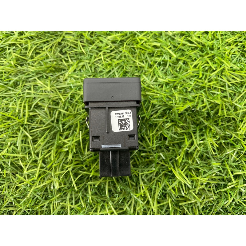 Кнопка аварийной сигнализации (электрика / кнопки) Audi A5 F5 2019 2.0 TFSI 8W0941509A5PR