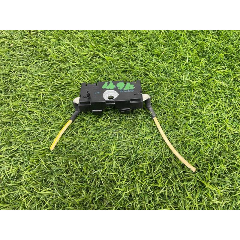 Помехоподавляющий фильтр (электрика) Audi A5 F5 2019 2.0 TFSI 8T8035570