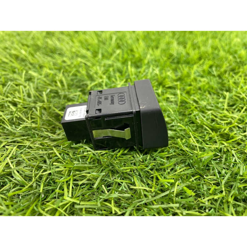 Кнопка аварийной сигнализации (электрика / кнопки) AUDI A4 B9 2017 2.0L 8W0941509A5PR