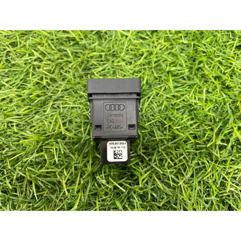 Кнопка аварийной сигнализации (электрика / кнопки) AUDI A4 B9 2017 2.0L 8W0941509A5PR