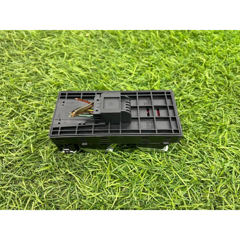 Блок кнопок стеклоподъемников (электрика / кнопки) AUDI A8 D4 2011 4,2 4H0959851E5PR