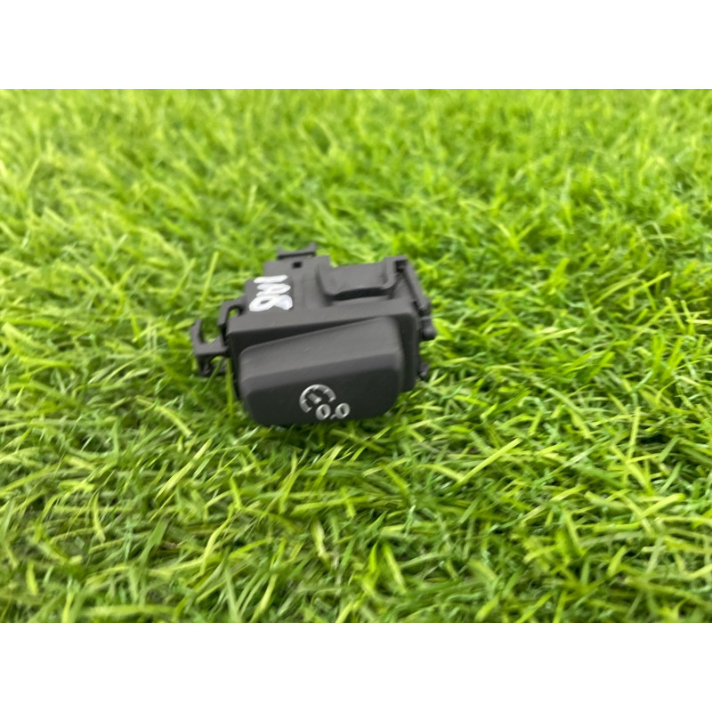 Кнопка сброса пробега (электрика / кнопки) AUDI A8 D4 2011 4,2 4H1907569