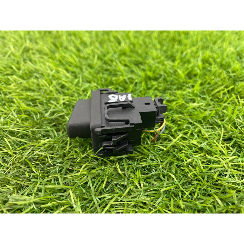 Кнопка сброса пробега (электрика / кнопки) AUDI A8 D4 2011 4,2 4H1907569