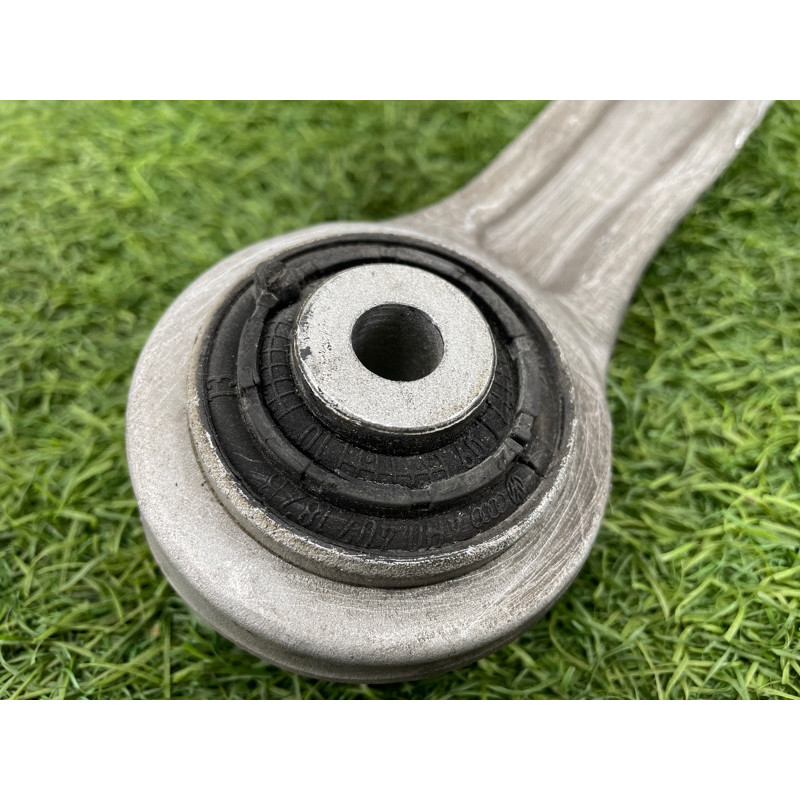 Рычаг подвески (подвеска) AUDI A8 D4 2011 4,2 4H0407152C