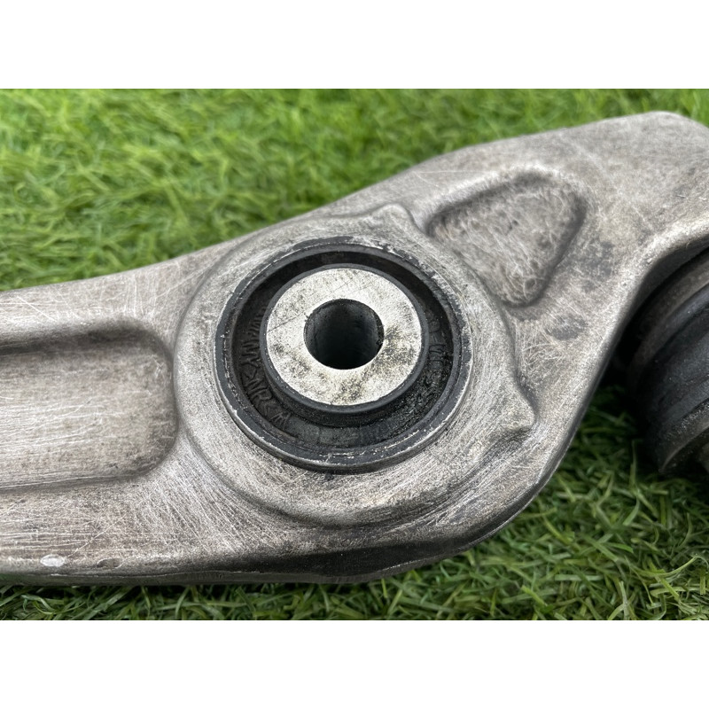 Рычаг подвески (подвеска) AUDI A8 D4 2011 4,2 4H0407152C