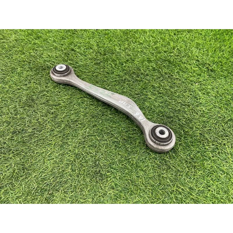 Рычаг подвески (подвеска) AUDI A8 D4 2011 4,2 8K0501530N