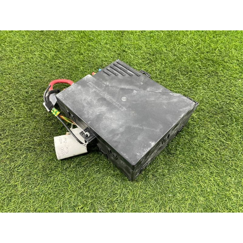 Блок управления бортовой сети (электрика / блок управления) Mercedes-Benz S-class W221 a2215400401