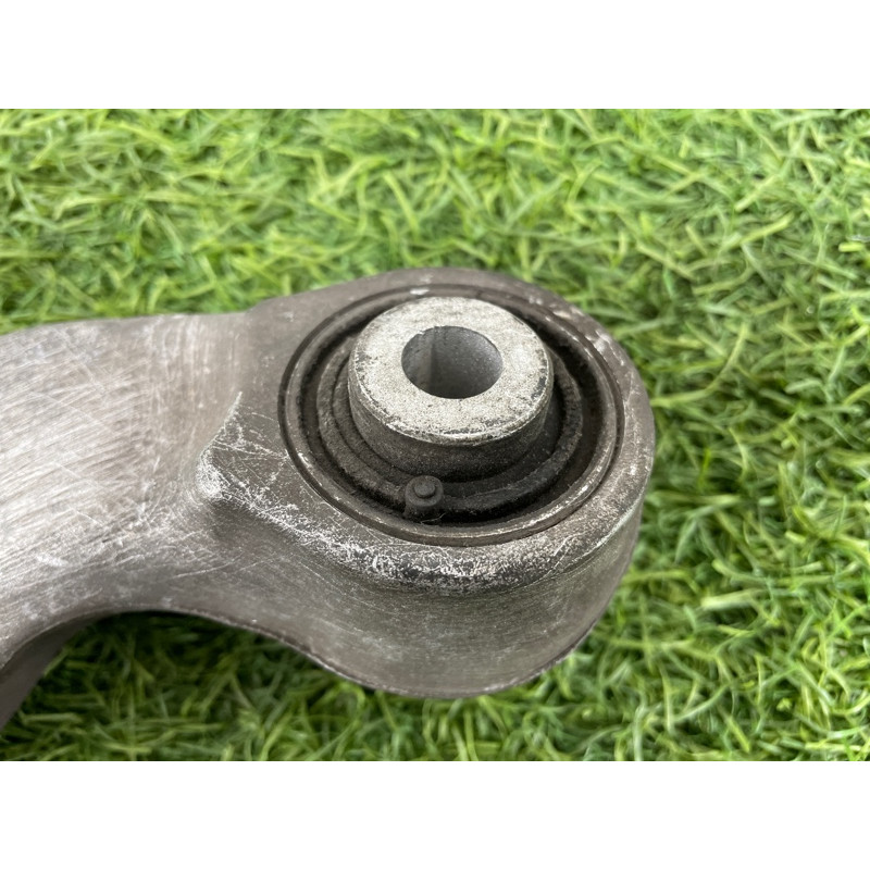 Рычаг подвески (подвеска) Audi Q5 8R 2012 3.2 CALB 8K0505323H