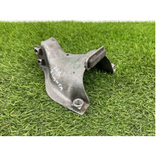 Кронштейн подушки двигателя