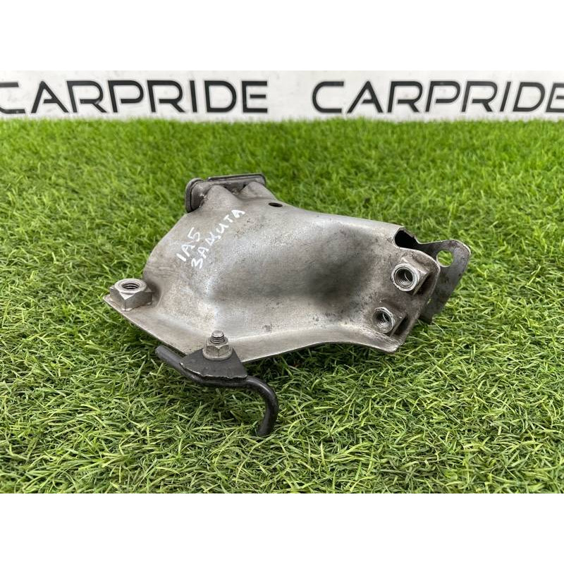 Кронштейн подушки двигателя (кронштейны двигателя) Audi Q5 8R 2012 3.2 CALB 8K0399059A