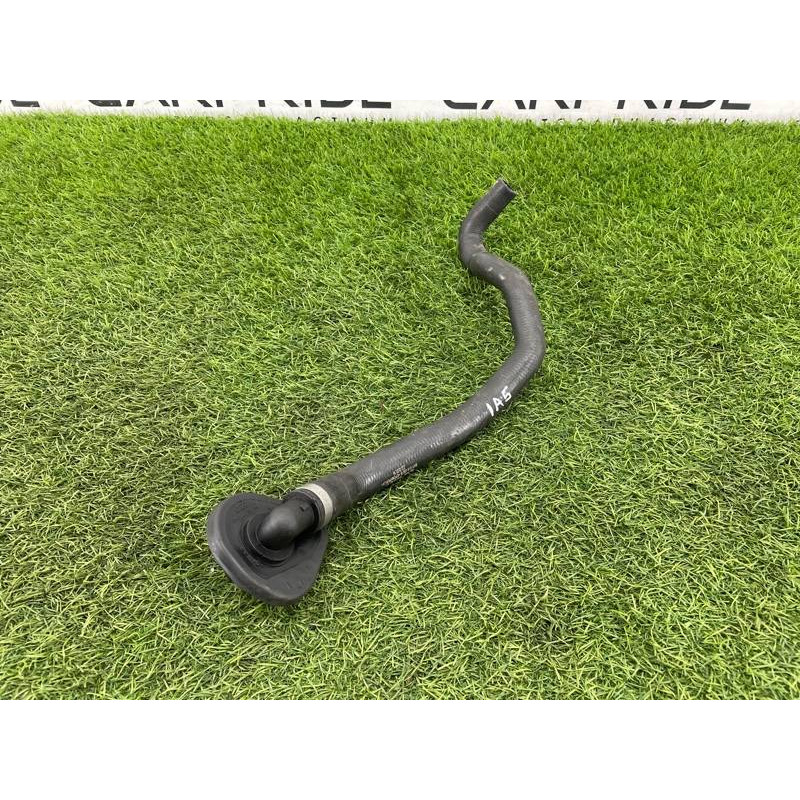 Патрубок (система охлаждения) Audi A5 F5 2019 2.0 TFSI 8W1819350B