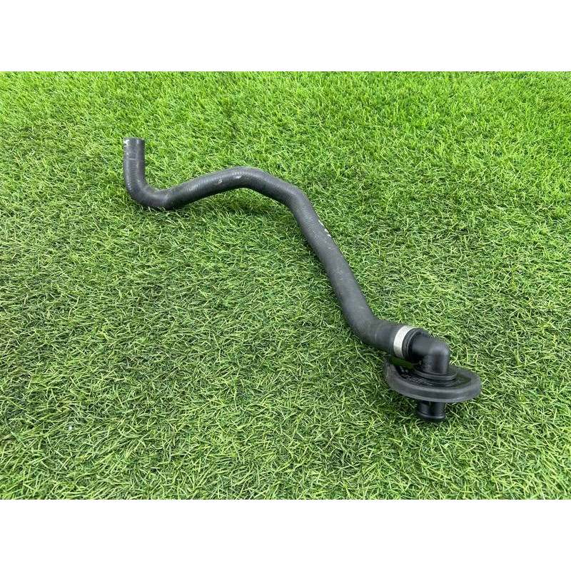 Патрубок (система охлаждения) Audi A5 F5 2019 2.0 TFSI 8W1819350B