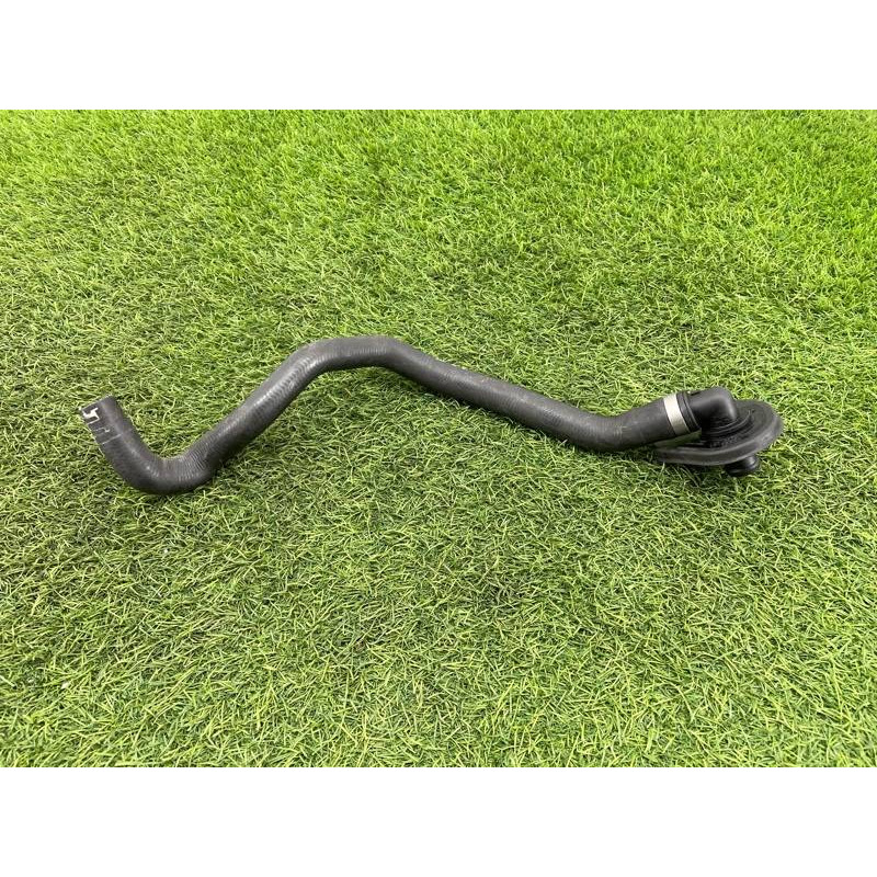 Патрубок (система охлаждения) Audi A5 F5 2019 2.0 TFSI 8W1819350B