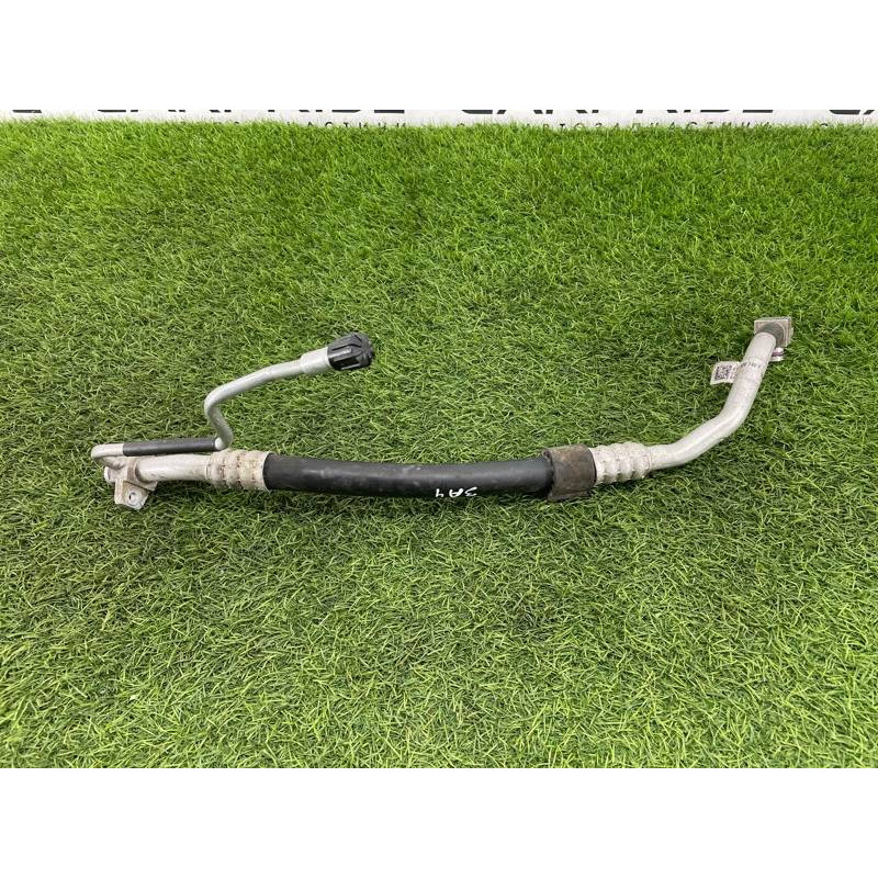 Трубка кондиционера (отопление и кондиционирование) AUDI A4 B9 2017 2.0L 8W1820740F