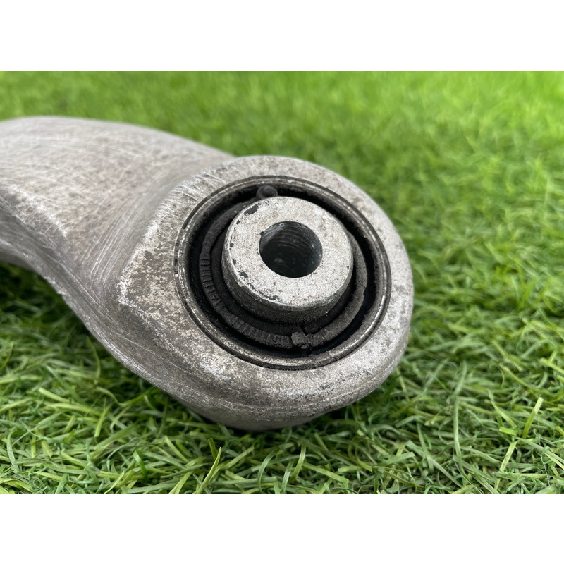 Рычаг подвески (подвеска) AUDI A8 D4 2011 4,2 8K0505323H